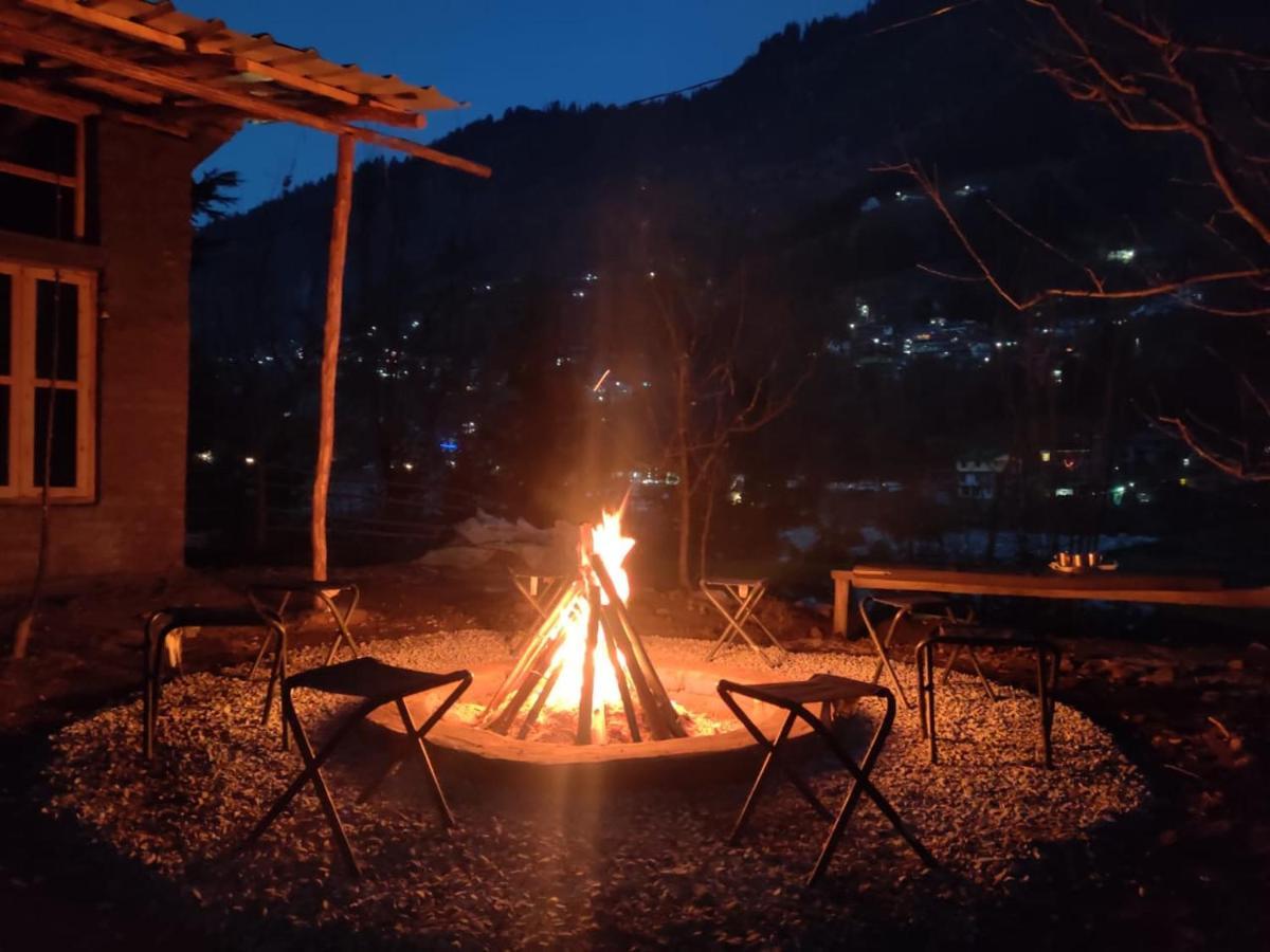 Himtrek Riverside Camps & Hostel Manali المظهر الخارجي الصورة